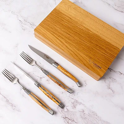 Laguiole en Aubrac Steakmessen en vorkenset Olijf 4 delig